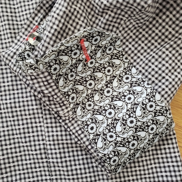 7 Downie St. Dress Shirt - Picture 3 of 3